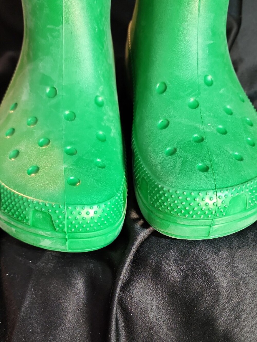 Crocs  Unisex Classic Clog in Green       M-7 W-9 - Picture 10 of 16